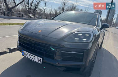 Позашляховик / Кросовер Porsche Cayenne Coupe 2023 в Дніпрі