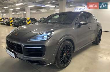 Внедорожник / Кроссовер Porsche Cayenne Coupe 2022 в 