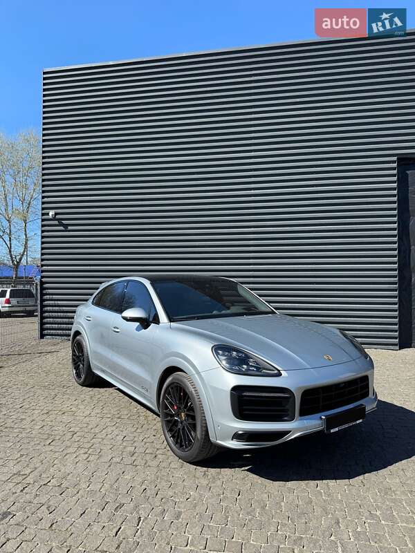 Porsche Cayenne Coupe 2020