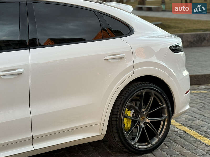 Позашляховик / Кросовер Porsche Cayenne Coupe 2019 в Харкові