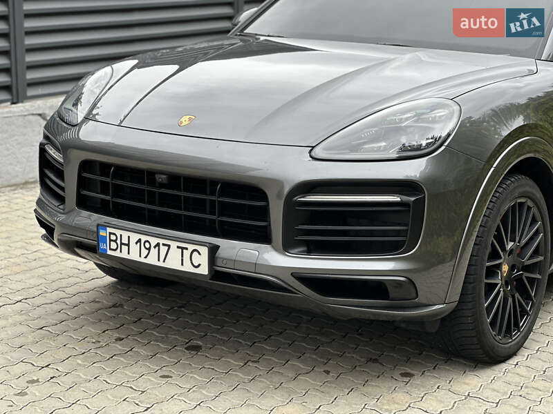 Позашляховик / Кросовер Porsche Cayenne Coupe 2021 в Одесі