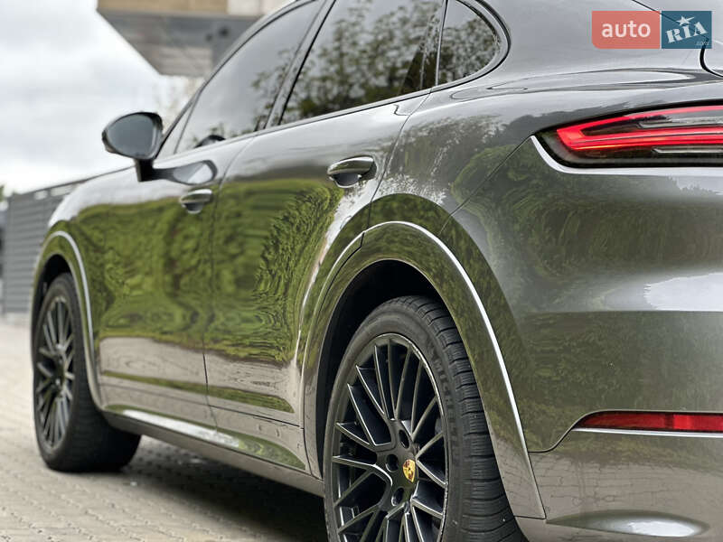 Позашляховик / Кросовер Porsche Cayenne Coupe 2021 в Одесі