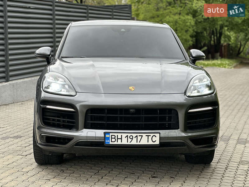 Позашляховик / Кросовер Porsche Cayenne Coupe 2021 в Одесі