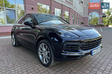 Внедорожник / Кроссовер Porsche Cayenne Coupe 2021 в 