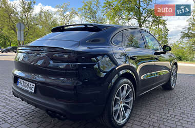 Внедорожник / Кроссовер Porsche Cayenne Coupe 2021 в 