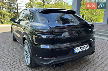 Внедорожник / Кроссовер Porsche Cayenne Coupe 2021 в 