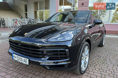 Внедорожник / Кроссовер Porsche Cayenne Coupe 2021 в 