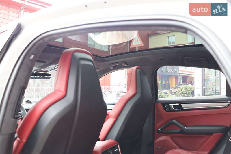 Внедорожник / Кроссовер Porsche Cayenne Coupe 2022 в Львове