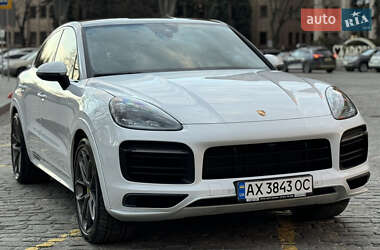 Внедорожник / Кроссовер Porsche Cayenne Coupe 2019 в 