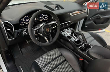 Внедорожник / Кроссовер Porsche Cayenne Coupe 2019 в 