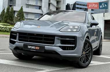 Позашляховик / Кросовер Porsche Cayenne Coupe 2023 в 