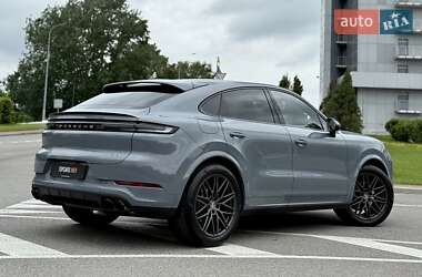 Позашляховик / Кросовер Porsche Cayenne Coupe 2023 в 