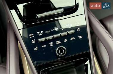 Позашляховик / Кросовер Porsche Cayenne Coupe 2023 в 