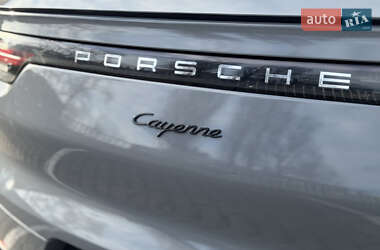 Внедорожник / Кроссовер Porsche Cayenne Coupe 2020 в 