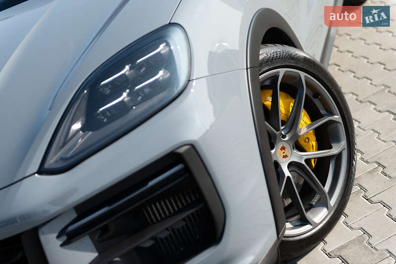 Внедорожник / Кроссовер Porsche Cayenne Coupe 2023 в Мукачево