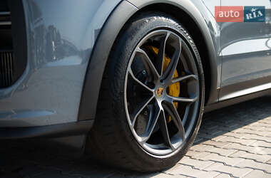 Внедорожник / Кроссовер Porsche Cayenne Coupe 2023 в 