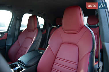 Внедорожник / Кроссовер Porsche Cayenne Coupe 2023 в 