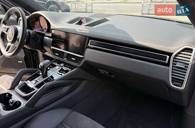 Внедорожник / Кроссовер Porsche Cayenne Coupe 2023 в 