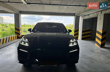 Внедорожник / Кроссовер Porsche Cayenne Coupe 2019 в 