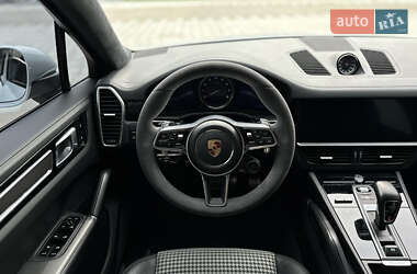 Внедорожник / Кроссовер Porsche Cayenne Coupe 2019 в 