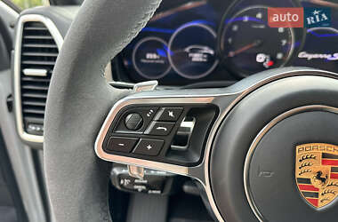 Внедорожник / Кроссовер Porsche Cayenne Coupe 2019 в 