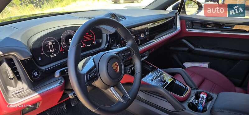Внедорожник / Кроссовер Porsche Cayenne Coupe 2023 в Киеве
