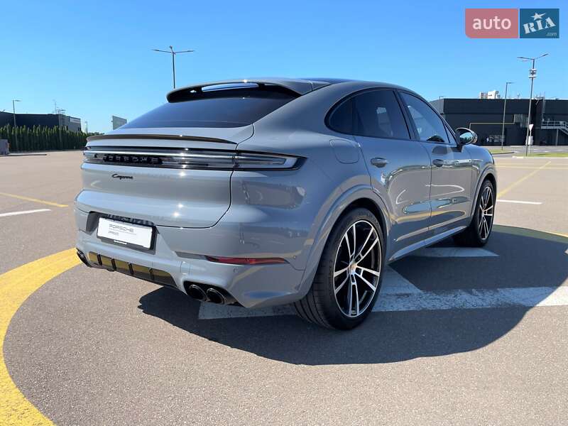 Позашляховик / Кросовер Porsche Cayenne Coupe 2024 в Києві