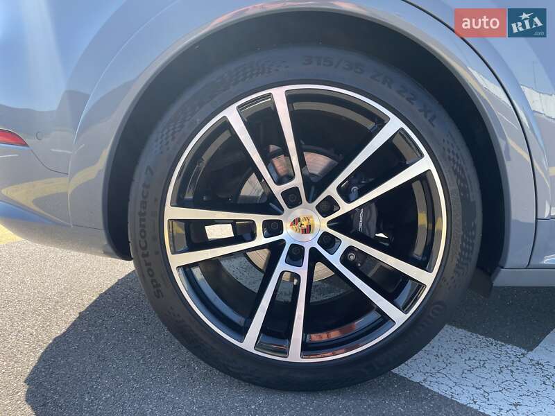 Позашляховик / Кросовер Porsche Cayenne Coupe 2024 в Києві