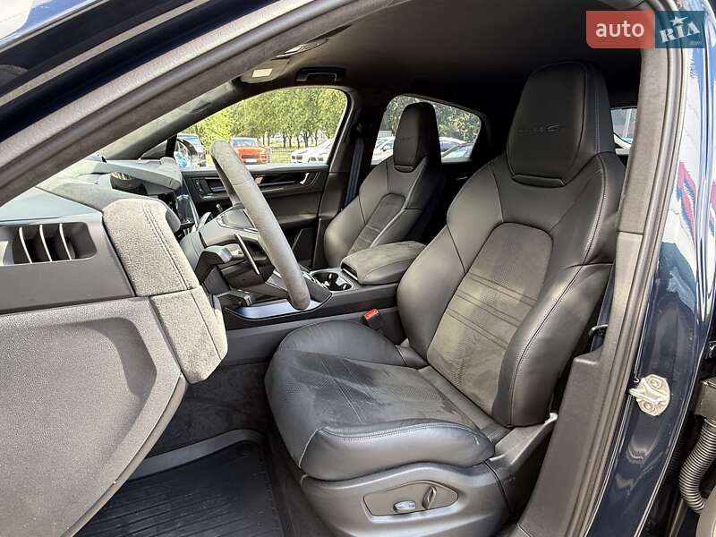 Позашляховик / Кросовер Porsche Cayenne Coupe 2024 в Дніпрі фото 12 Позашляховик / Кросовер Porsche Cayenne Coupe 2024 в Дніпрі