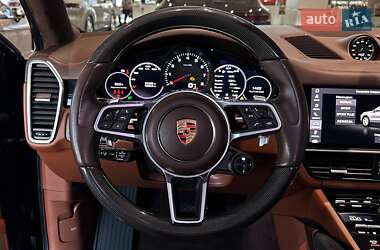 Внедорожник / Кроссовер Porsche Cayenne Coupe 2020 в 