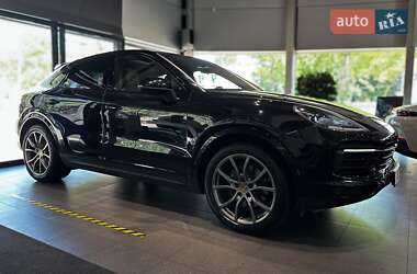Внедорожник / Кроссовер Porsche Cayenne Coupe 2020 в 