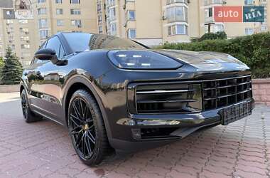 Внедорожник / Кроссовер Porsche Cayenne Coupe 2024 в Киеве