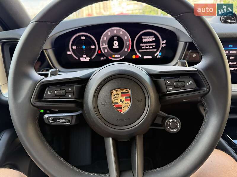 Позашляховик / Кросовер Porsche Cayenne Coupe 2024 в Києві