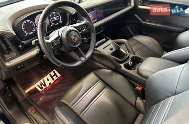 Внедорожник / Кроссовер Porsche Cayenne Coupe 2023 в 