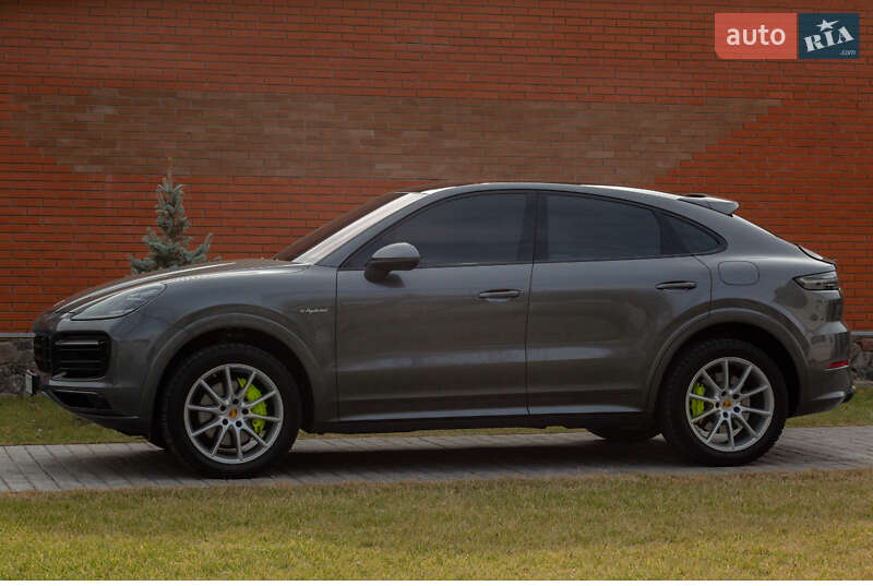 Позашляховик / Кросовер Porsche Cayenne Coupe 2021 в Києві