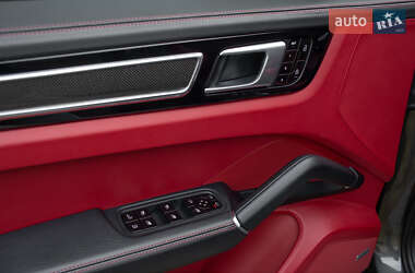 Внедорожник / Кроссовер Porsche Cayenne Coupe 2021 в 