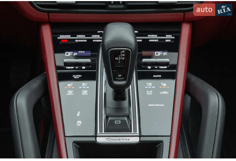 Позашляховик / Кросовер Porsche Cayenne Coupe 2021 в Києві