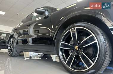 Внедорожник / Кроссовер Porsche Cayenne Coupe 2023 в 
