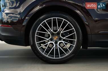 Внедорожник / Кроссовер Porsche Cayenne Coupe 2019 в 