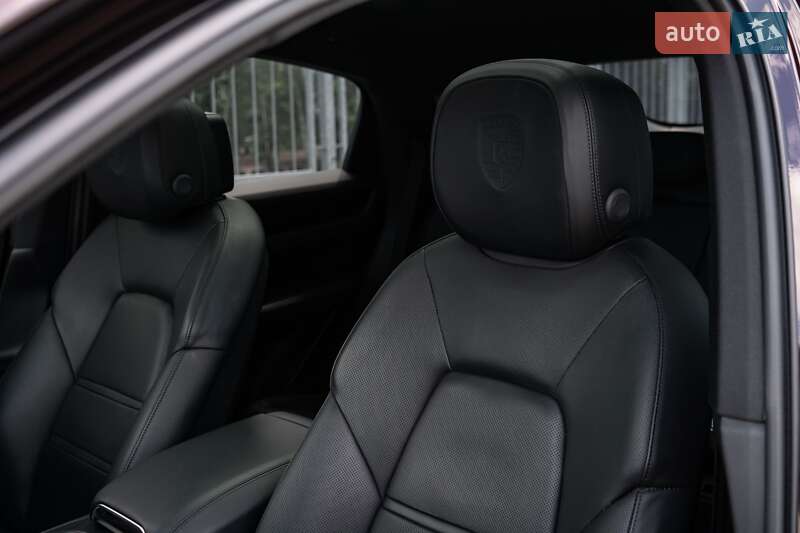 Внедорожник / Кроссовер Porsche Cayenne Coupe 2019 в Киеве