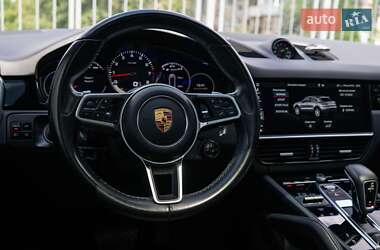 Внедорожник / Кроссовер Porsche Cayenne Coupe 2019 в 