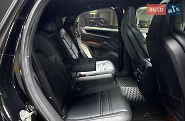 Внедорожник / Кроссовер Porsche Cayenne Coupe 2023 в 