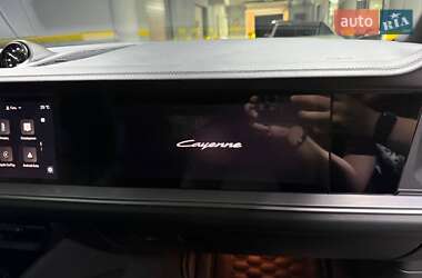 Внедорожник / Кроссовер Porsche Cayenne Coupe 2023 в 