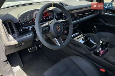 Позашляховик / Кросовер Porsche Cayenne Coupe 2024 в 