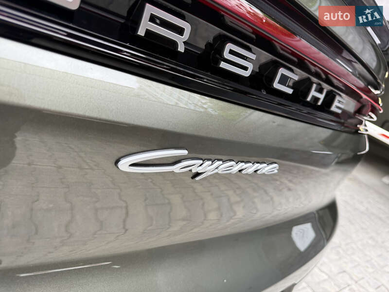 Позашляховик / Кросовер Porsche Cayenne Coupe 2023 в Києві