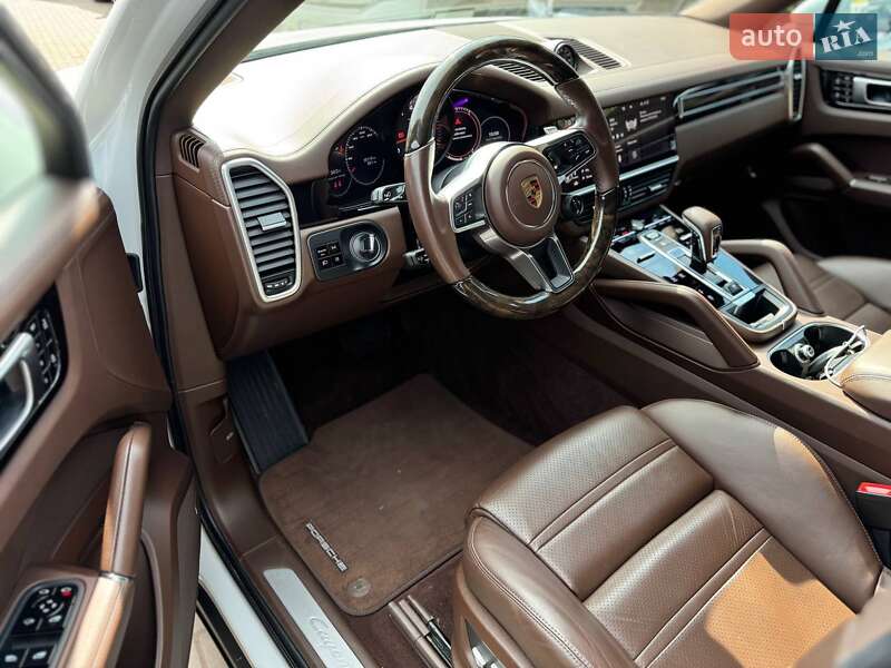Внедорожник / Кроссовер Porsche Cayenne Coupe 2021 в Кривом Роге