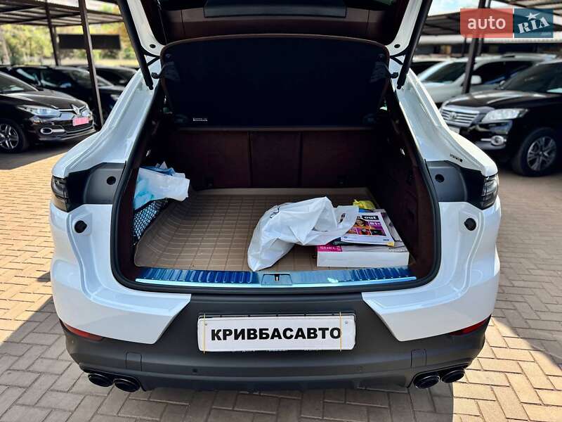 Внедорожник / Кроссовер Porsche Cayenne Coupe 2021 в Кривом Роге