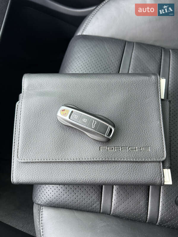 Внедорожник / Кроссовер Porsche Cayenne Coupe 2019 в Львове фото 42 Внедорожник / Кроссовер Porsche Cayenne Coupe 2019 в Львове