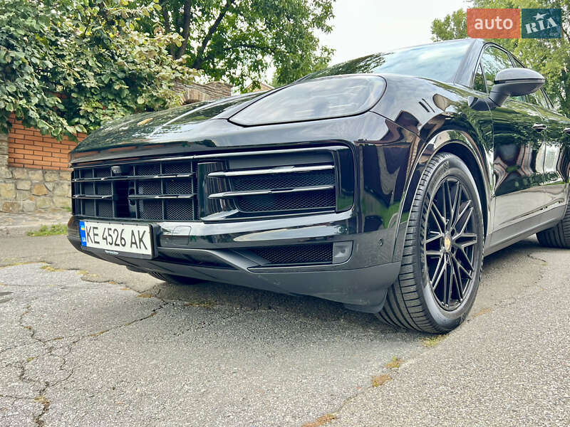 Внедорожник / Кроссовер Porsche Cayenne Coupe 2023 в Киеве