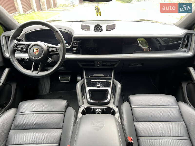 Внедорожник / Кроссовер Porsche Cayenne Coupe 2023 в Киеве